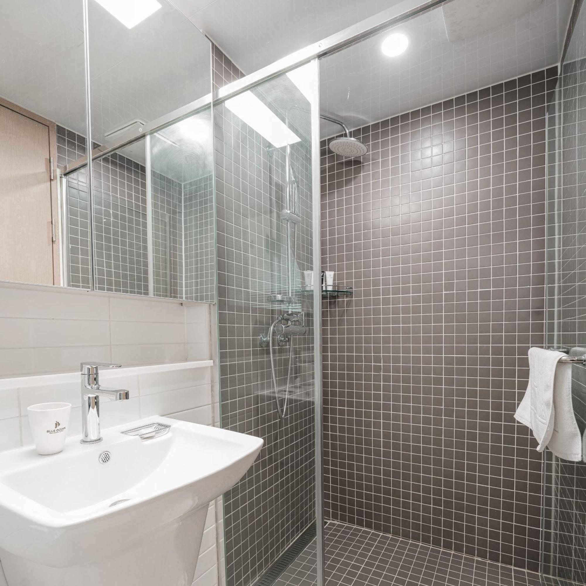 Blue Ocean Hotel 3 Инчон Экстерьер фото